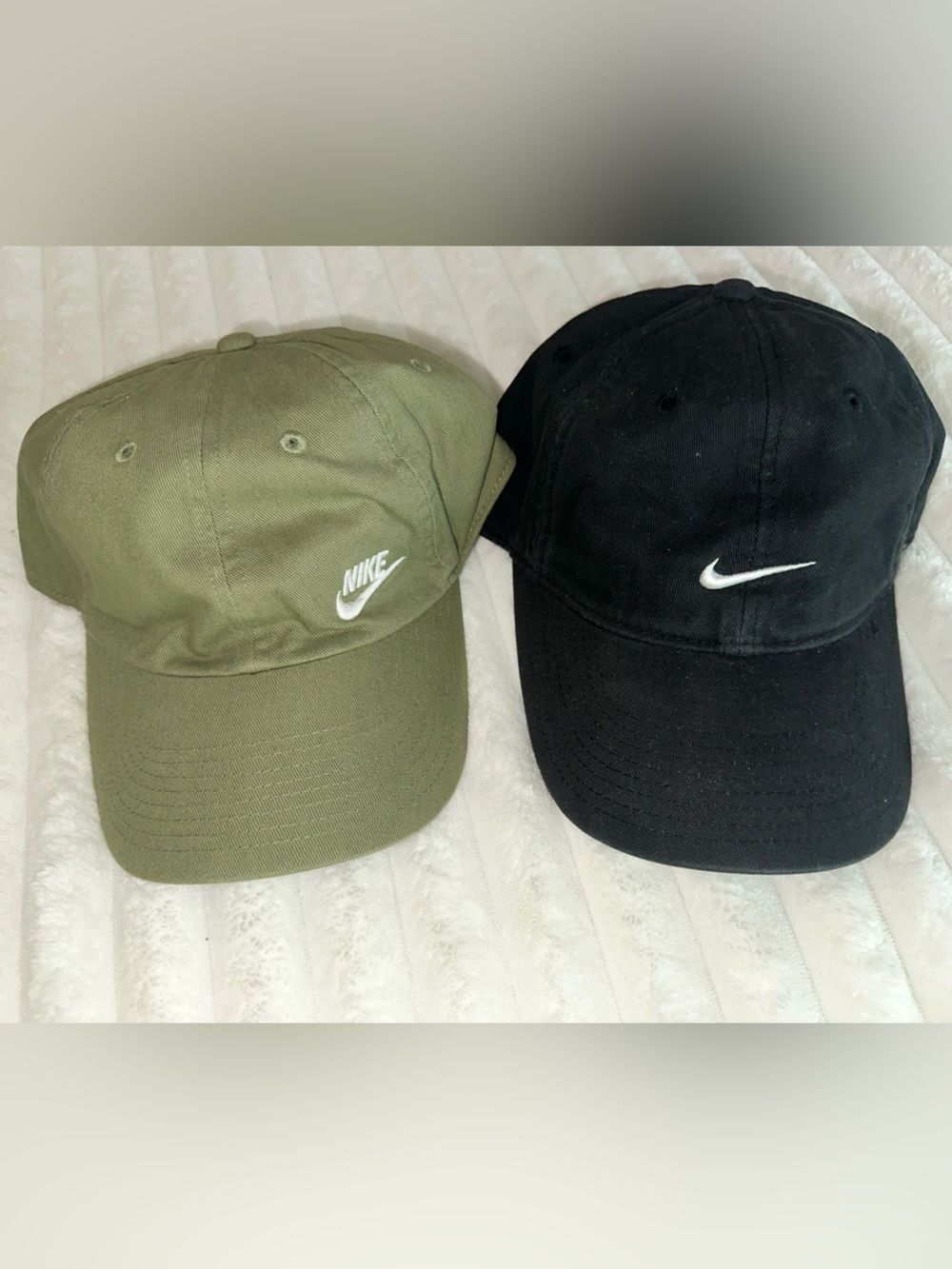 Nike Heritage Swoosh Caps - Olive Green & Black